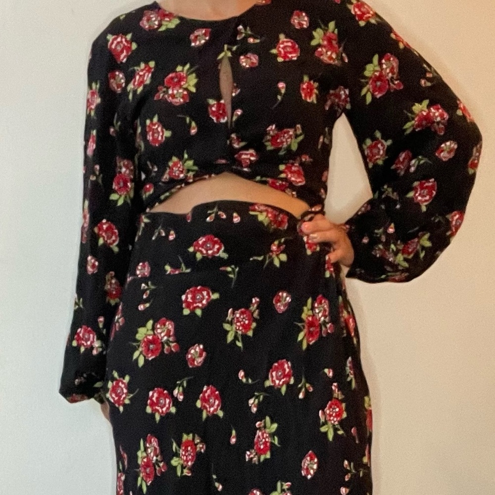 ZARA Floral Crop Top